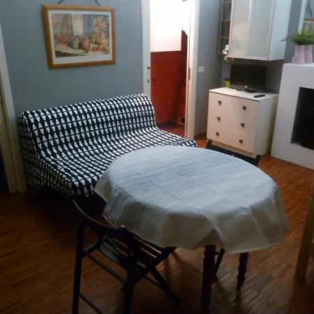 Milano's Moscova Apartment